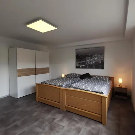 Moderne Wohnung Mit Terrasse Und Eigenem Zugang. Remscheid Zewnętrze zdjęcie